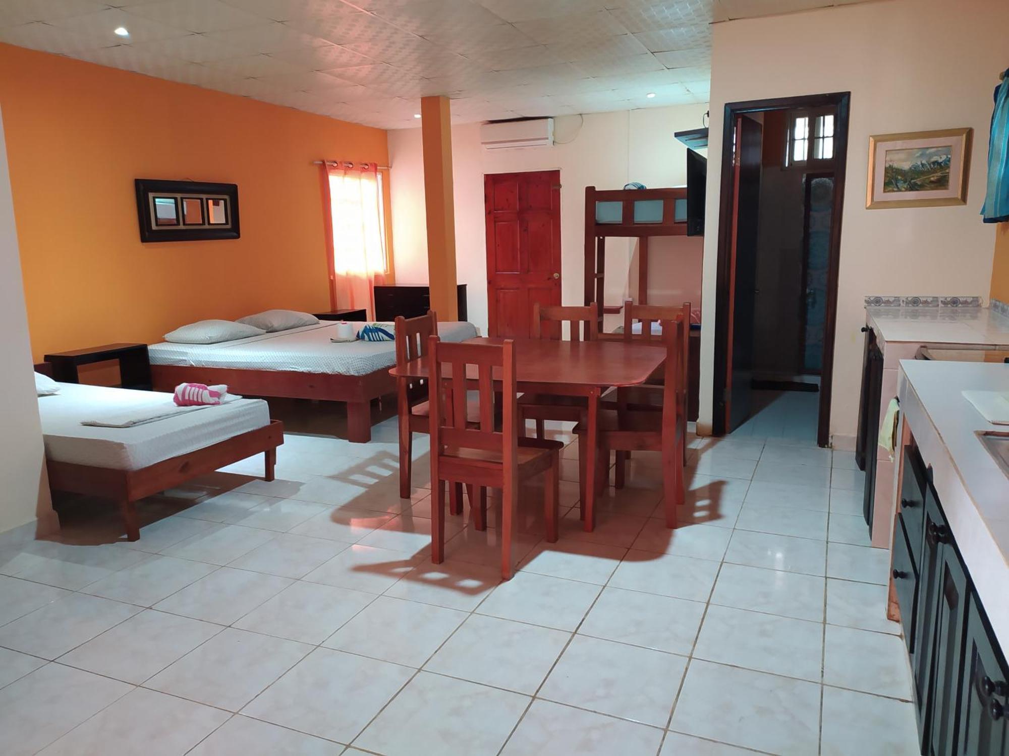 بوكاس تاون Sun Havens Apartments & Suites المظهر الخارجي الصورة